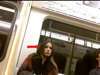 فاحشه های سکس خوردن سینه زن ژاپنی ماساژ داده و دیک را لیس می زنند