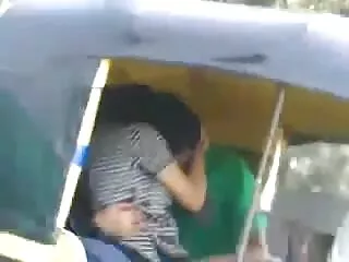 لزبین به دختر ویبراتور خود را ماساژ فیلم سکسی مالیدن سینه داده و انگشت می زند